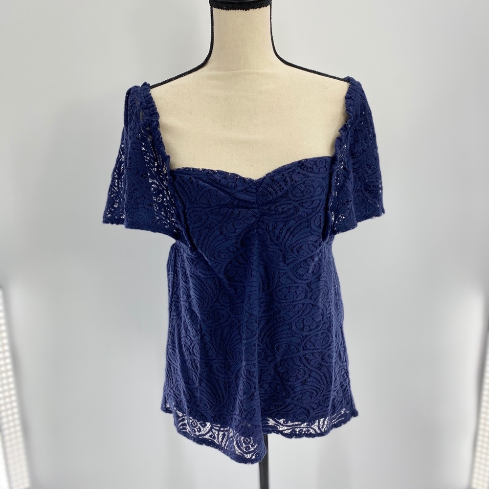 Hinge Baby Doll Sweet Heart Neck ‘Navy’ Lace Knit Blouse Woman’s Size Small